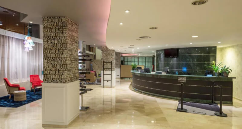Tryp Apolo Barcelona